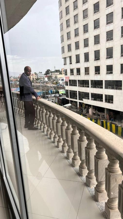 Yellow Apple Hotel Addis Ababa Dış mekan fotoğraf